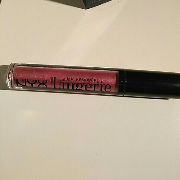 NYX Other - 💲3×$18💲Nyx lingerie eye tint
